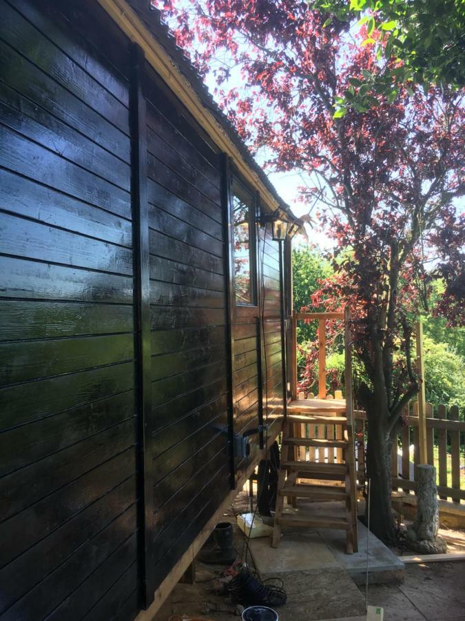 The Cherry Tree Gypsy Wagon 班伯里 外观 照片